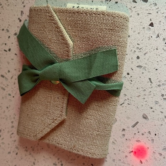 NWOT Host Pick Sézane Paris Linen Mini Wallet - Picture 2 of 5